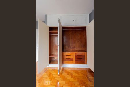 Apartamento para alugar com 108m², 2 quartos e 1 vaga Apartamento para alugar com 108m², 2 quartos e 1 vagaQuarto 2