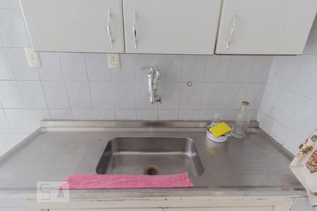 Apartamento para alugar com 108m², 2 quartos e 1 vaga Apartamento para alugar com 108m², 2 quartos e 1 vagaCozinha