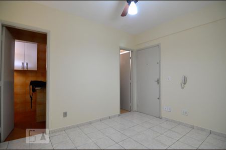 Sala de kitnet/studio para alugar com 1 quarto, 21m² em Vila Itapura, Campinas