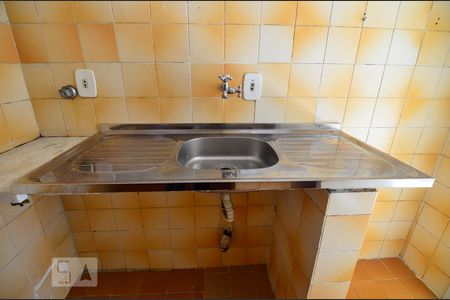 Cozinha de kitnet/studio para alugar com 1 quarto, 21m² em Vila Itapura, Campinas