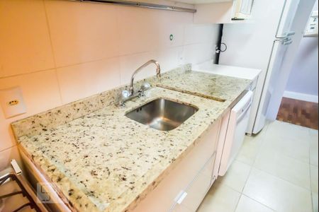 Apartamento à venda com 86m², 2 quartos e 1 vaga Apartamento à venda com 86m², 2 quartos e 1 vagaCozinha