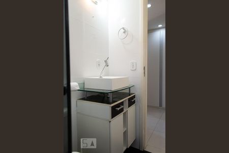 Apartamento à venda com 80m², 3 quartos e 1 vagaBANHEIRO 1