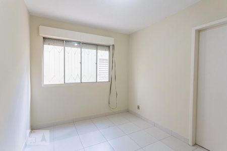 Quarto de apartamento à venda com 1 quarto, 40m² em Bela Vista, Porto Alegre