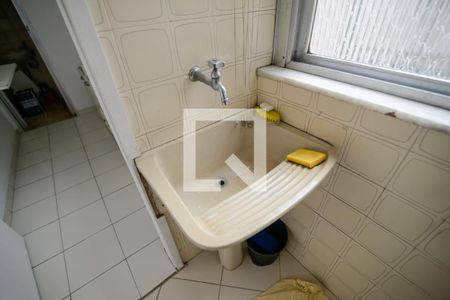 Apartamento para alugar com 60m², 2 quartos e 1 vagaÁrea de Serviço