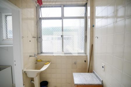 Apartamento para alugar com 60m², 2 quartos e 1 vagaÁrea de Serviço