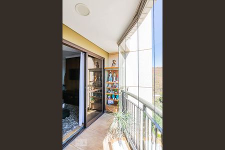 Varanda de apartamento para alugar com 3 quartos, 103m² em Sion, Belo Horizonte