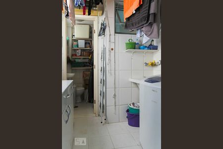 Apartamento à venda com 93m², 2 quartos e 1 vagaÁrea de Serviço