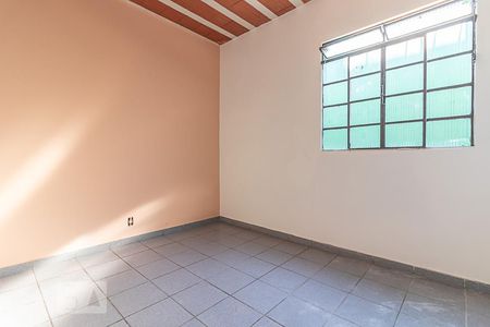 Quarto 1 de casa para alugar com 2 quartos, 65m² em Nova Vista, Belo Horizonte