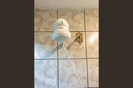 Banheiro de casa para alugar com 2 quartos, 65m² em Nova Vista, Belo Horizonte