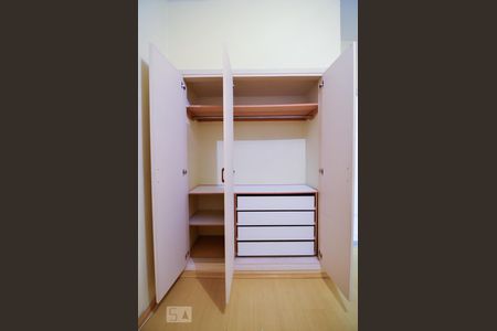 Quarto 1 de apartamento à venda com 3 quartos, 100m² em Centro, Campinas