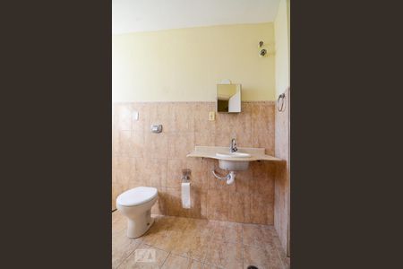 Banheiro de apartamento à venda com 3 quartos, 100m² em Centro, Campinas