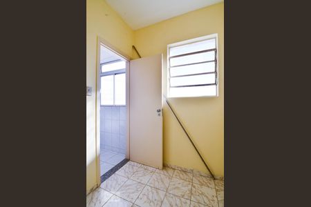 Apartamento à venda com 100m², 3 quartos e sem vagaQuarto de serviço