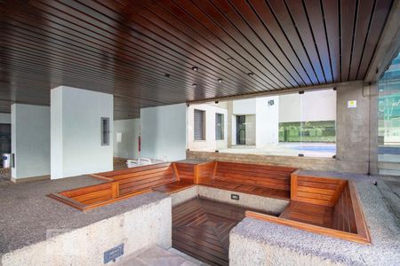 Apartamento para alugar com 90m², 2 quartos e 1 vagaÁrea comum 