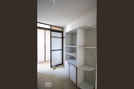 Apartamento para alugar com 90m², 2 quartos e 1 vagaCozinha