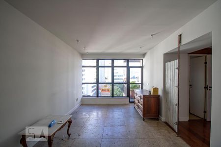 Sala de apartamento para alugar com 2 quartos, 90m² em Funcionários, Belo Horizonte