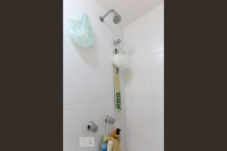 Banheiro de apartamento para alugar com 1 quarto, 35m² em Aclimação, São Paulo