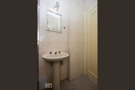 Banheiro de kitnet/studio à venda com 1 quarto, 32m² em Glória, Rio de Janeiro