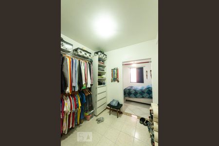 Apartamento para alugar com 123m², 3 quartos e 1 vagaCloset Suíte 2