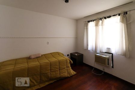 Apartamento à venda com 170m², 3 quartos e 2 vagas Apartamento à venda com 170m², 3 quartos e 2 vagasQuarto 1