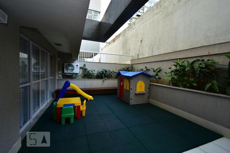 Apartamento à venda com 99m², 2 quartos e 1 vagaPlayground