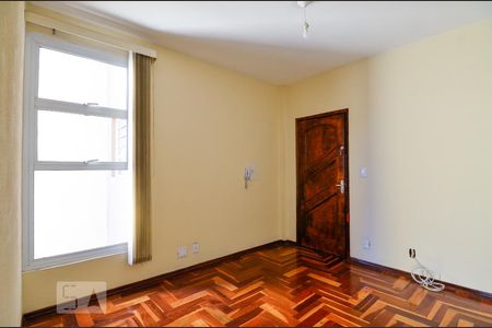 Sala de apartamento para alugar com 2 quartos, 69m² em Vila Industrial, Campinas