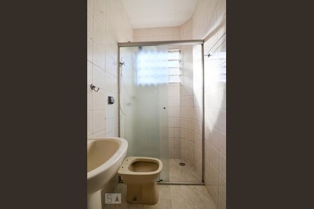 Banheiro de apartamento para alugar com 2 quartos, 69m² em Vila Industrial, Campinas