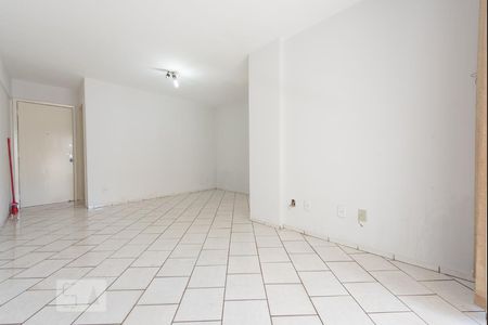 Apartamento para alugar com 3 quartos, 99m² em Setor Bela Vista, Goiânia