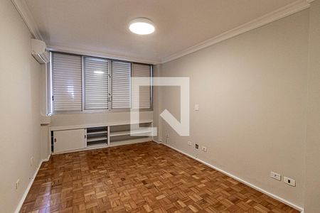 Quarto 1 de apartamento à venda com 2 quartos, 130m² em Jardim Europa, São Paulo