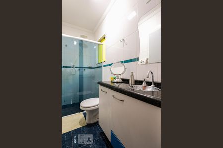 Banheiro suite 1 de casa para alugar com 4 quartos, 400m² em Chácara Seis de Outubro, São Paulo