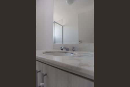 Apartamento à venda com 108m², 3 quartos e 3 vagasBanheiro da suíte 1