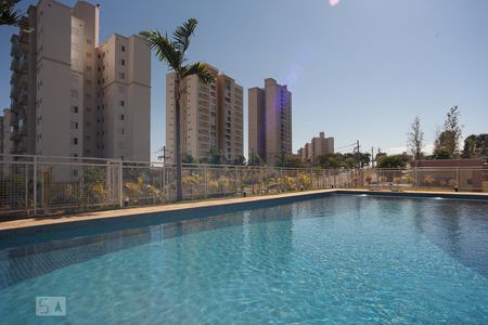 Apartamento à venda com 108m², 3 quartos e 3 vagasDependências do condominio - piscina
