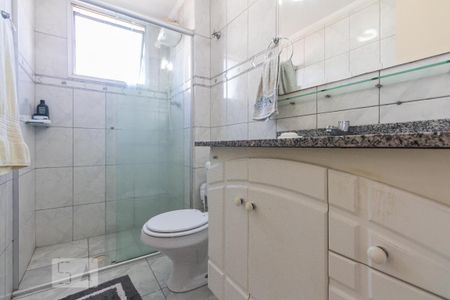 Banheiro de apartamento à venda com 1 quarto, 42m² em Nova Piraju, São Paulo