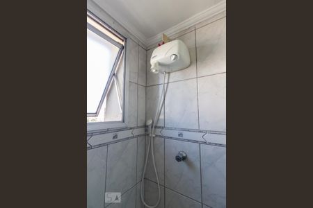 Banheiro de apartamento à venda com 1 quarto, 42m² em Nova Piraju, São Paulo