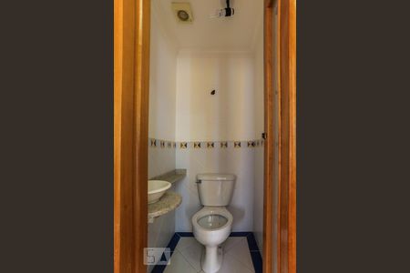 Banheiro de apartamento para alugar com 2 quartos, 54m² em Jardim Patente Novo, São Paulo