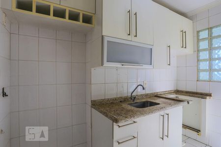 Apartamento para alugar com 54m², 2 quartos e 2 vagas Apartamento para alugar com 54m², 2 quartos e 2 vagasCozinha