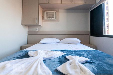 Quarto Suíte de apartamento para alugar com 1 quarto, 50m² em Cambuí, Campinas