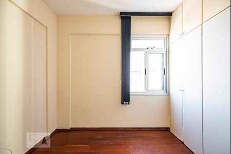 Quarto 1 de apartamento para alugar com 2 quartos, 70m² em Floresta, Belo Horizonte