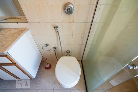 Banheiro de apartamento para alugar com 2 quartos, 70m² em Floresta, Belo Horizonte