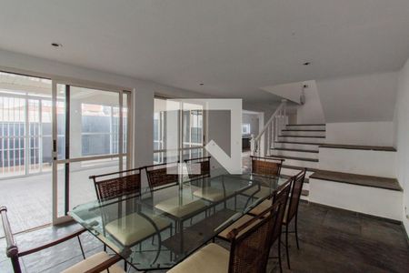 Casa à venda com 560m², 5 quartos e 4 vagasSala de Jantar