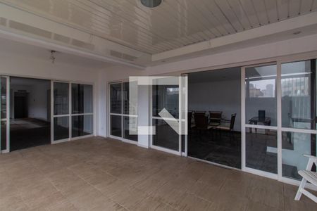 Casa à venda com 560m², 5 quartos e 4 vagasSala 2