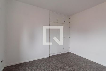 Casa à venda com 560m², 5 quartos e 4 vagasQuarto 3