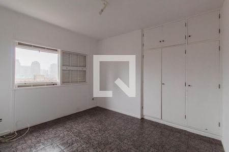 Casa à venda com 560m², 5 quartos e 4 vagasQuarto 3