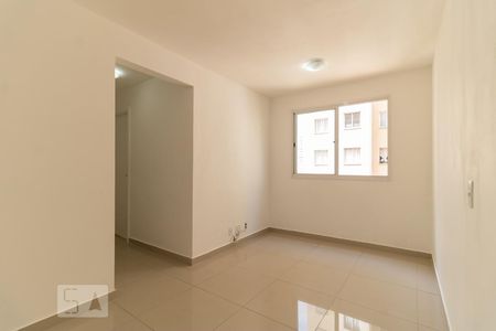 Apartamento para alugar com 41m², 2 quartos e sem vaga Apartamento para alugar com 41m², 2 quartos e sem vagaSala