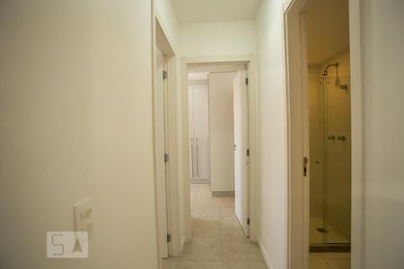 Apartamento para alugar com 72m², 2 quartos e 1 vaga Apartamento para alugar com 72m², 2 quartos e 1 vagaCorredor