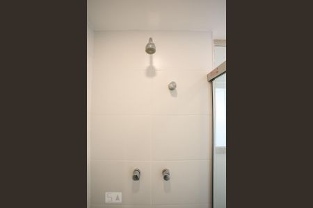 Chuveiro/Torneiras de apartamento para alugar com 2 quartos, 72m² em Grajaú, Rio de Janeiro