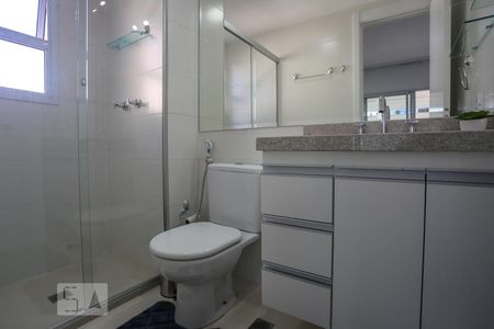 Studio para alugar com 35m², 1 quarto e 1 vaga Studio para alugar com 35m², 1 quarto e 1 vagaBanheiro