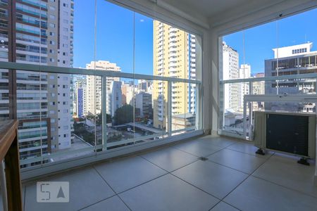 Studio para alugar com 35m², 1 quarto e 1 vaga Studio para alugar com 35m², 1 quarto e 1 vagaVaranda