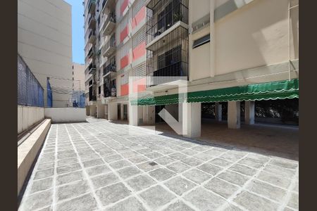 Apartamento à venda com 65m², 2 quartos e 1 vaga Apartamento à venda com 65m², 2 quartos e 1 vagaÁrea comum - Playground