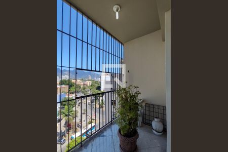 Apartamento à venda com 65m², 2 quartos e 1 vaga Apartamento à venda com 65m², 2 quartos e 1 vagaVaranda do Quarto 1