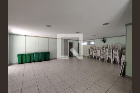 Apartamento à venda com 65m², 2 quartos e 1 vaga Apartamento à venda com 65m², 2 quartos e 1 vagaÁrea comum - Salão de festas